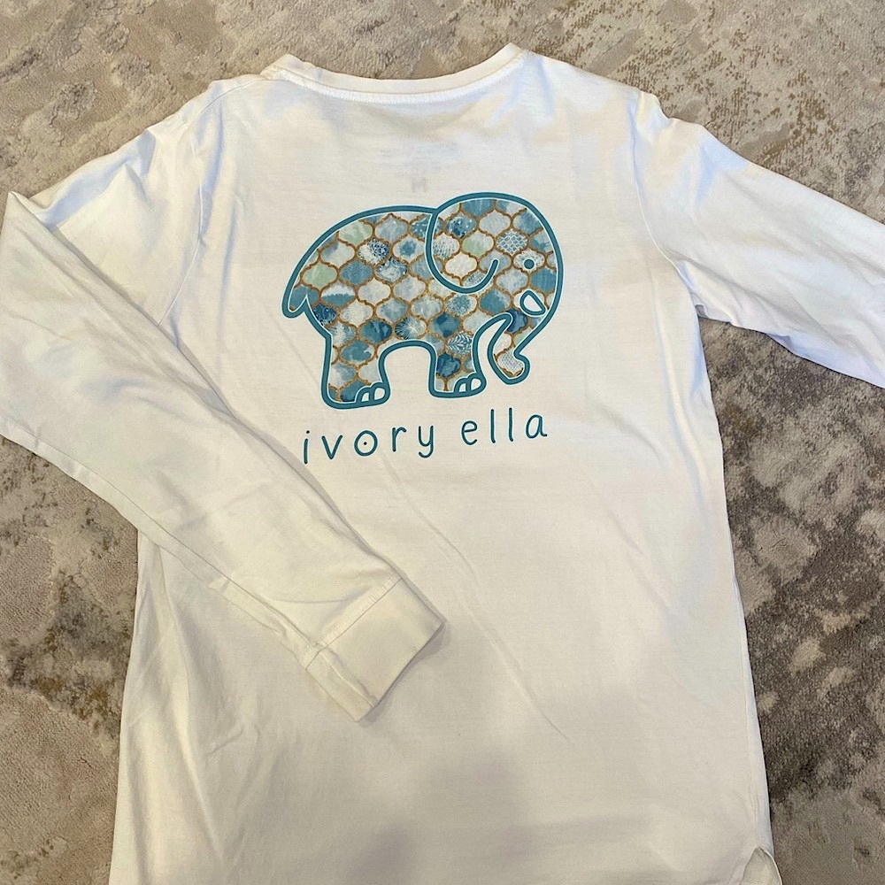 Ivory Ella Long Sleeve TShirt Medium